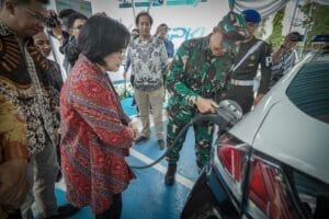 PLN UID Kaltimra berkolaborasi dengan Kodam VI/Mulawarman menyediakan SPKLU di Taman Monpera Balikpapan. Kini, total ada 11 SPKLU di Balikpapan. (Foto; PLN UID Kaltimra)