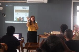 Diskusi AJI Balikpapan tentang Pemberitaan Kasus anak dan Perempuan