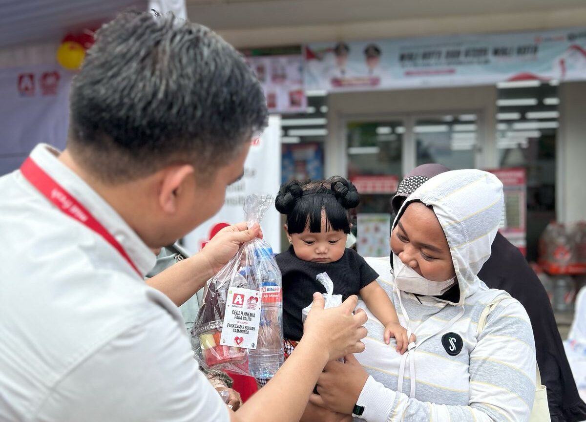 PT Midi Utama Indonesia Tbk (Alfamidi) Cabang Samarinda menggelar program edukasi “Cegah Anemia pada Balita” di Gerai Alfamidi Diponegoro Bukuan, Selasa (25/2/2025).
