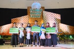 Tiga tim inovasi terbaik Siak Innovation Challange. (Dokumentasi Panitia Festival Inovasi Lestari Siak 2025)