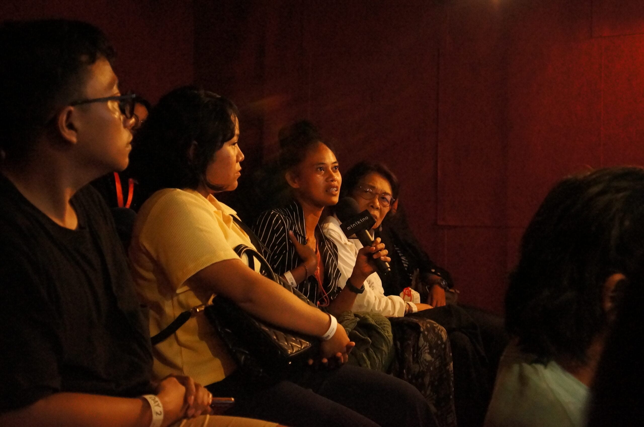 Dokumentasi saat sesi diskusi pada Festival Film Kemanusiaan 2024 di Bali. (Dokumentasi Yayasan Kino Media)