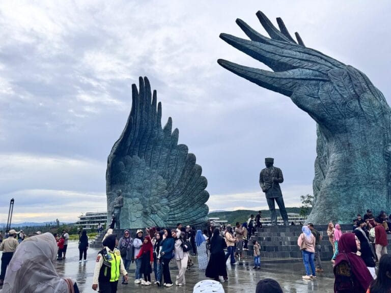 cara naik bus sinarjaya ke IKN dari Balikpapan